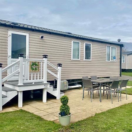 Caravan Church Farm Holiday Village Pagham Bagian luar foto