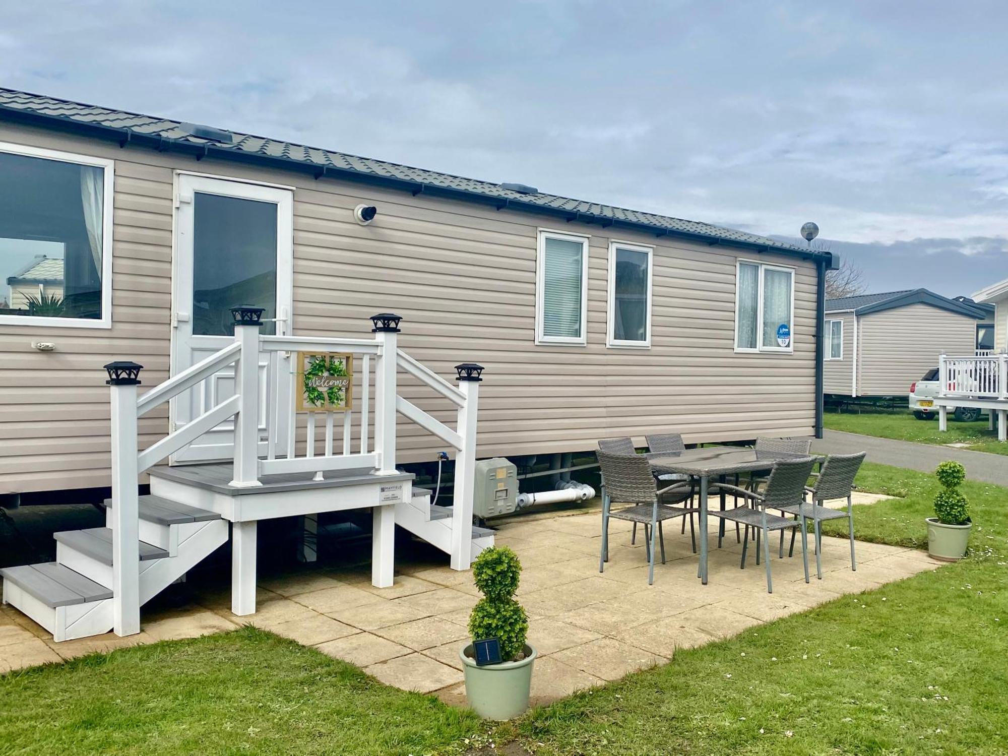Caravan Church Farm Holiday Village Pagham Bagian luar foto